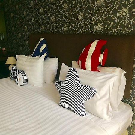 Only Blue Hotel Patong Luaran gambar