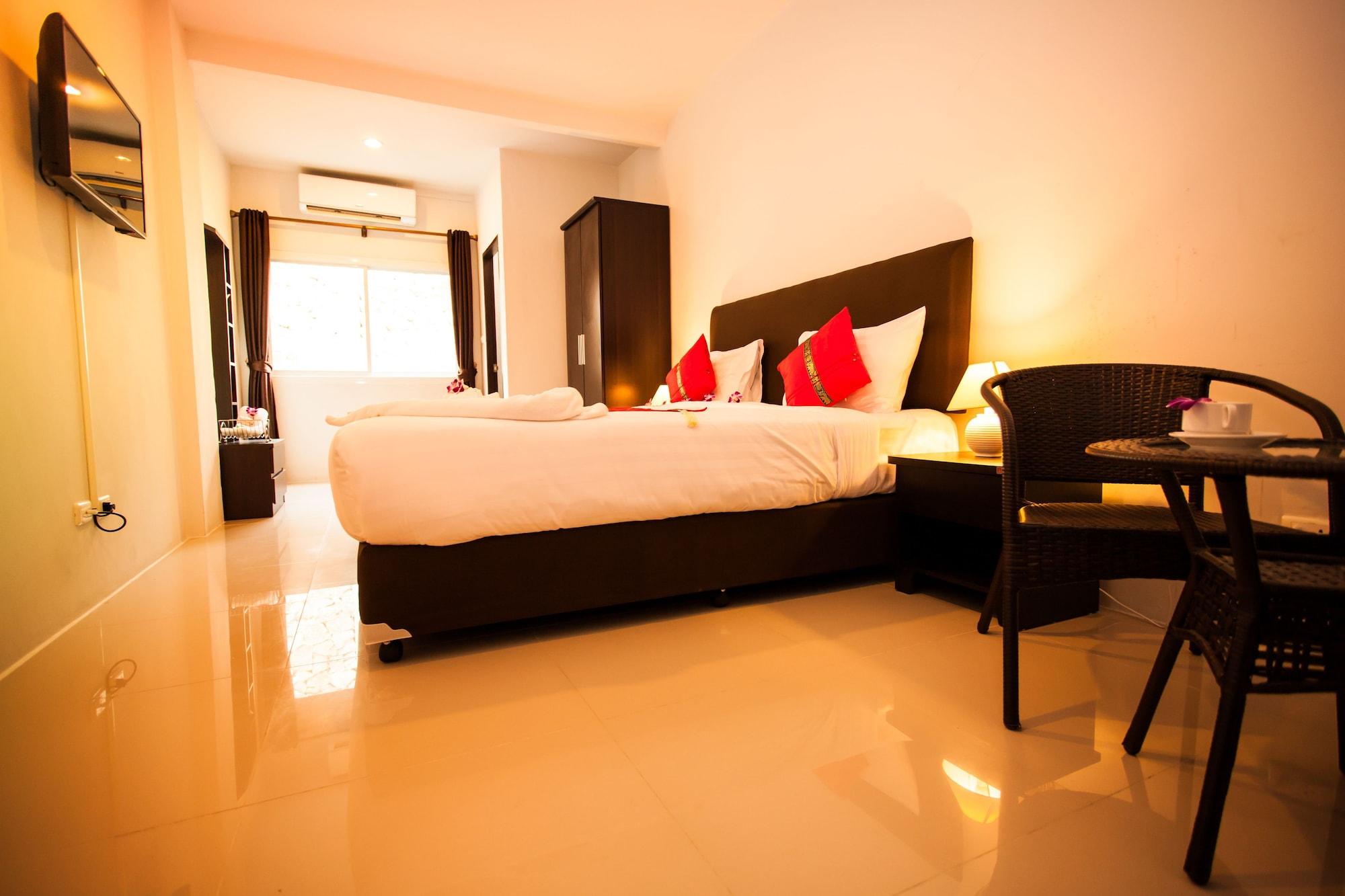 Only Blue Hotel Patong Luaran gambar
